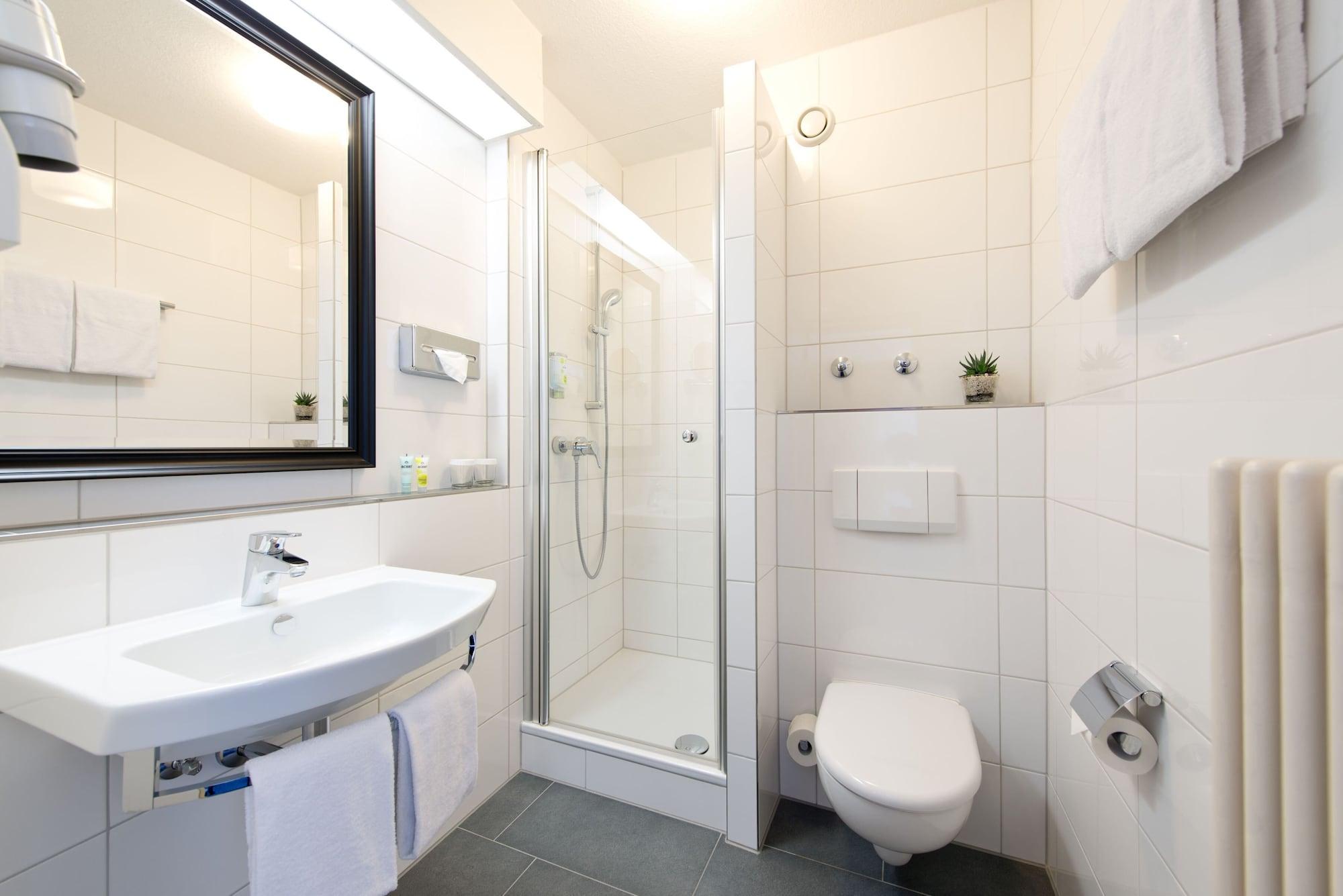 Achat Hotel Neustadt an der Weinstraße Buitenkant foto
