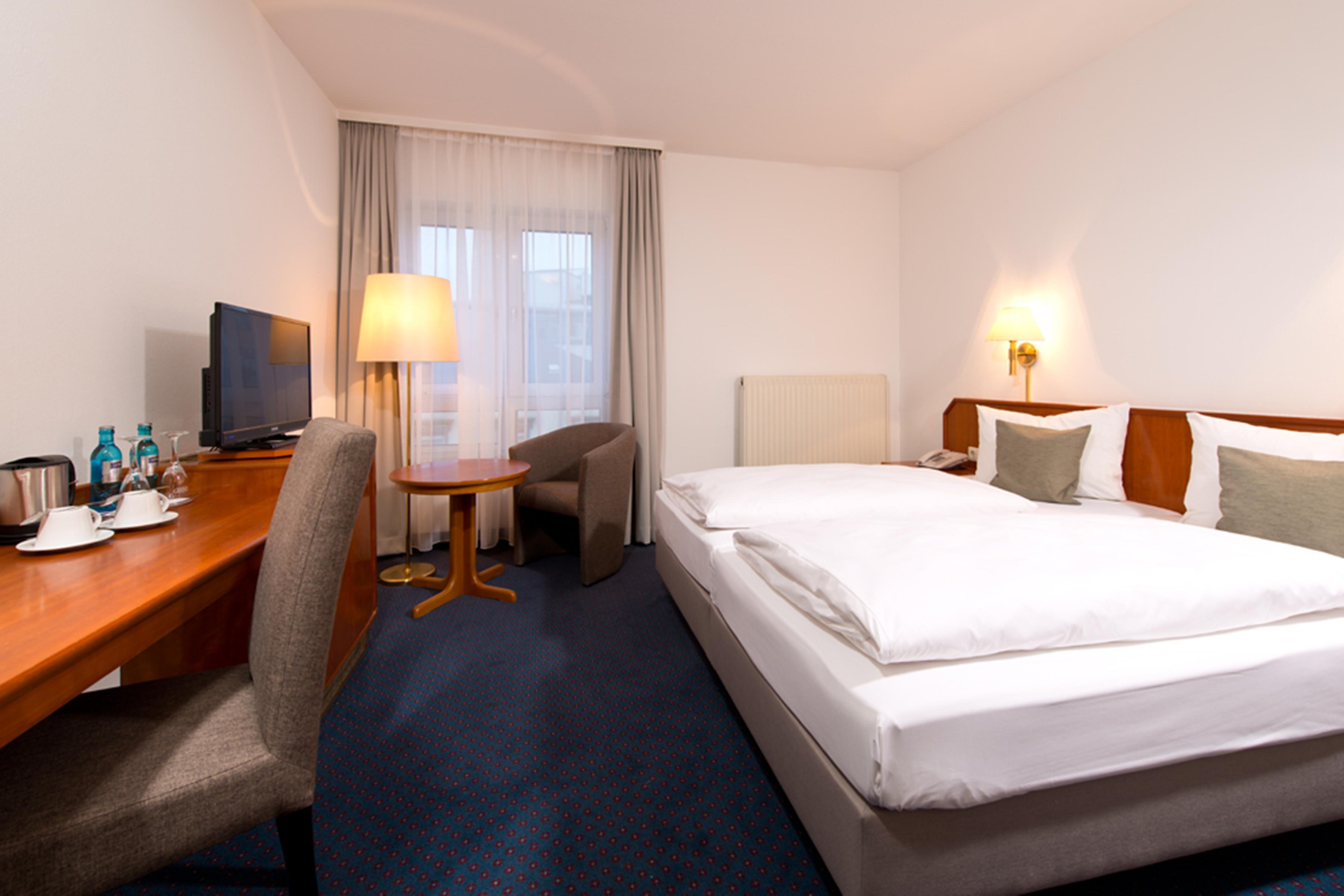 Achat Hotel Neustadt an der Weinstraße Buitenkant foto