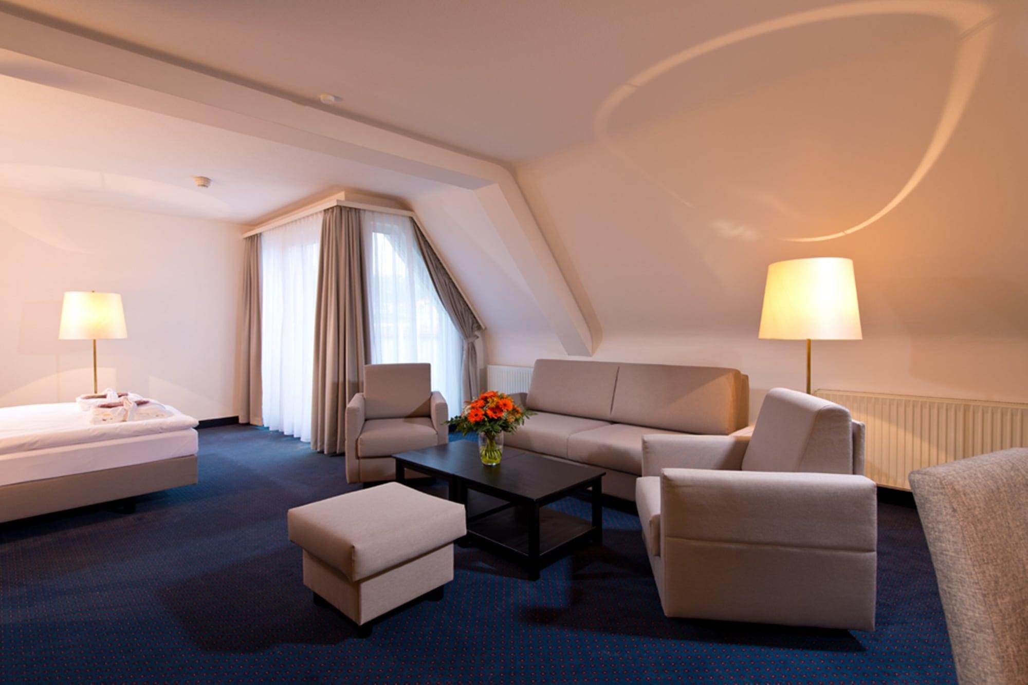 Achat Hotel Neustadt an der Weinstraße Buitenkant foto
