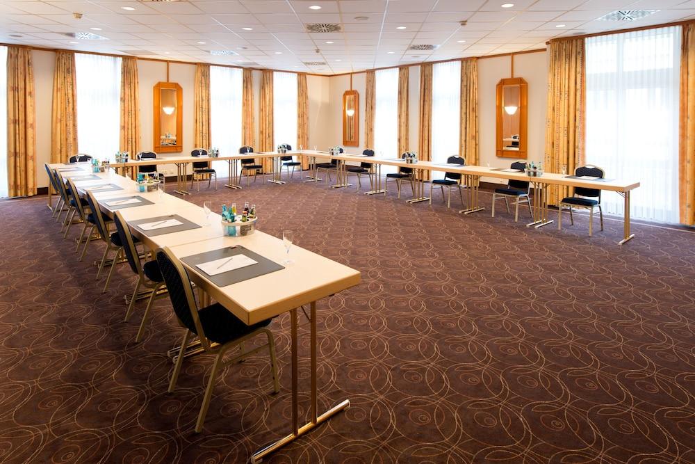 Achat Hotel Neustadt an der Weinstraße Buitenkant foto